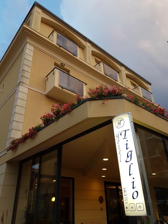 Hotel Tiglio Rimini Eksteriør billede