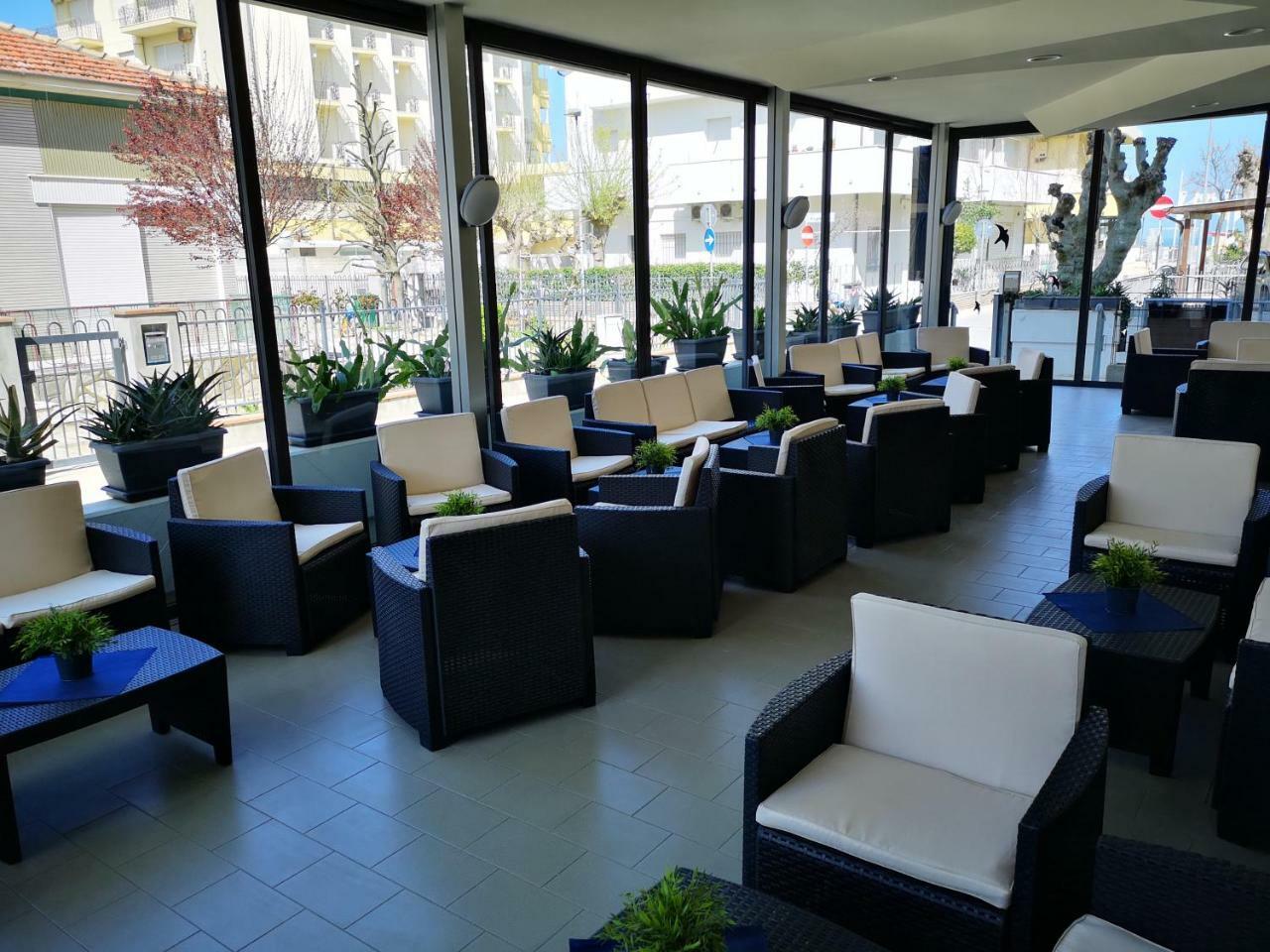 Hotel Tiglio Rimini Eksteriør billede