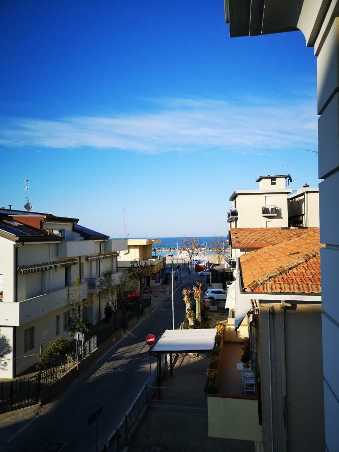 Hotel Tiglio Rimini Eksteriør billede