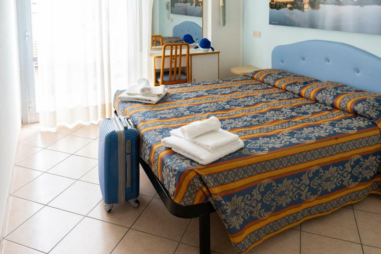 Hotel Tiglio Rimini Eksteriør billede