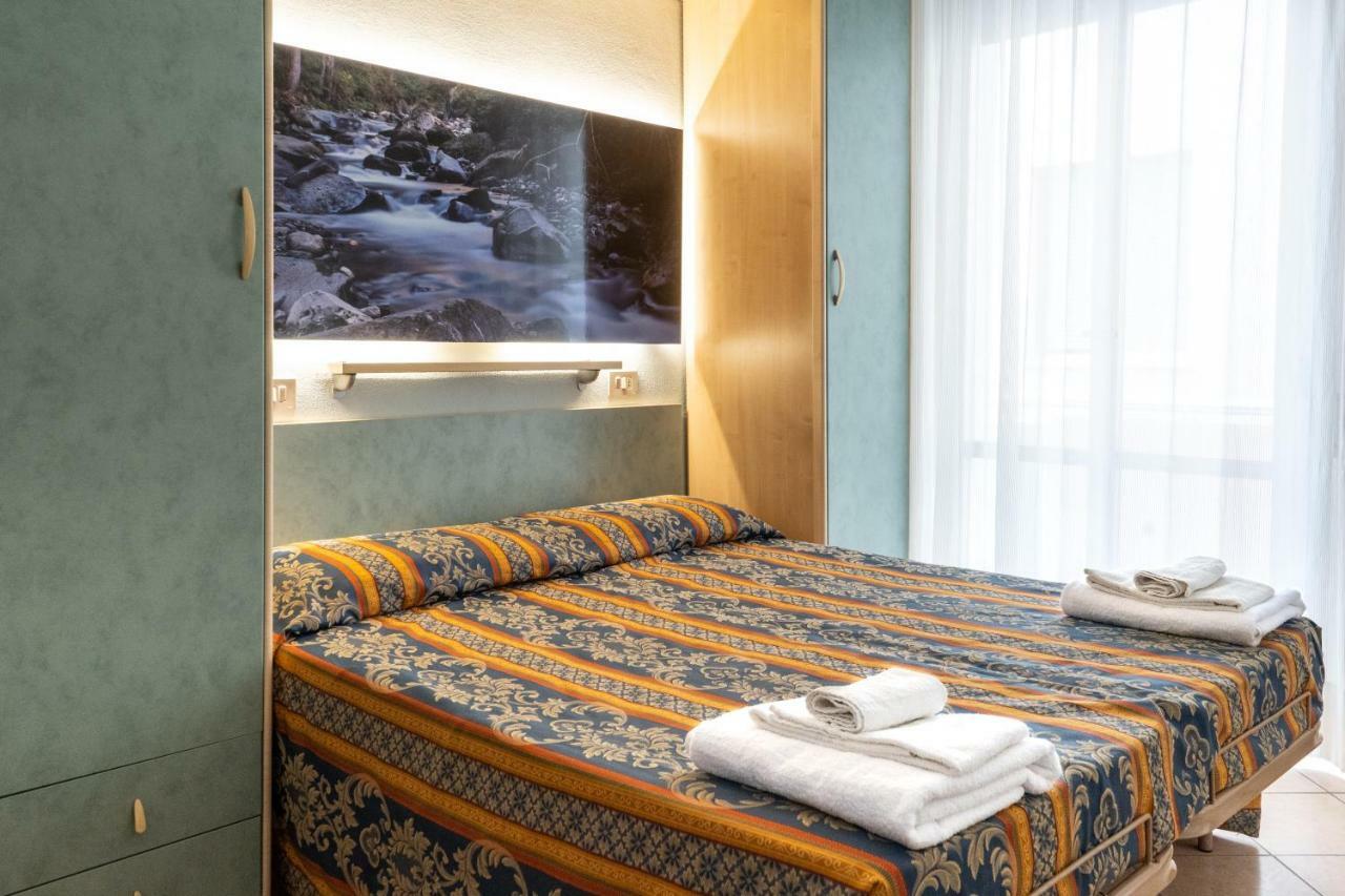 Hotel Tiglio Rimini Eksteriør billede