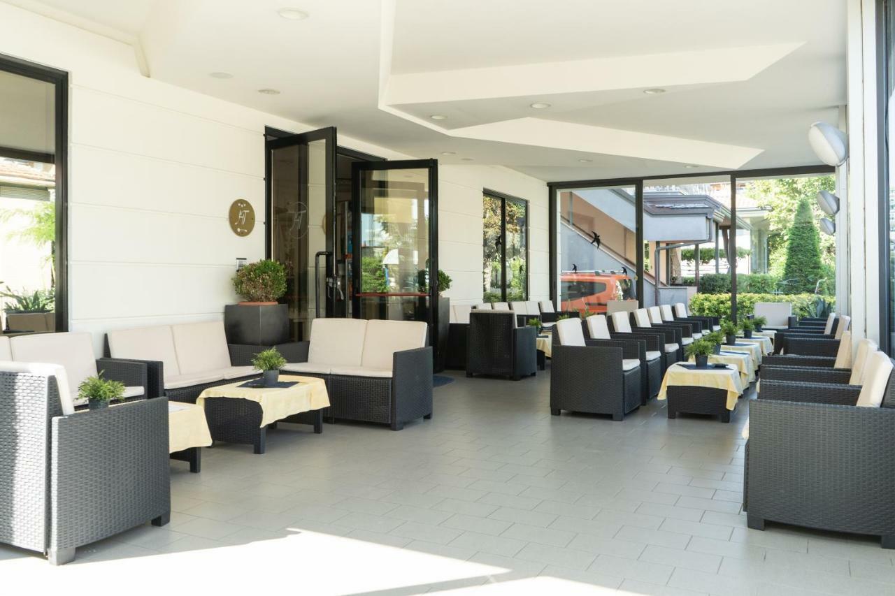 Hotel Tiglio Rimini Eksteriør billede