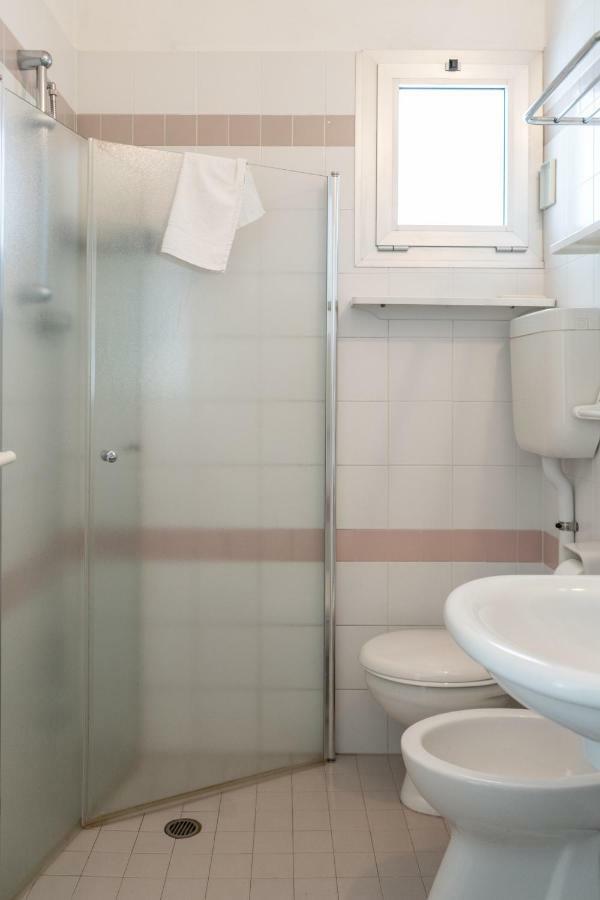 Hotel Tiglio Rimini Eksteriør billede