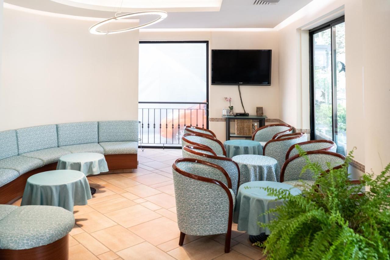 Hotel Tiglio Rimini Eksteriør billede